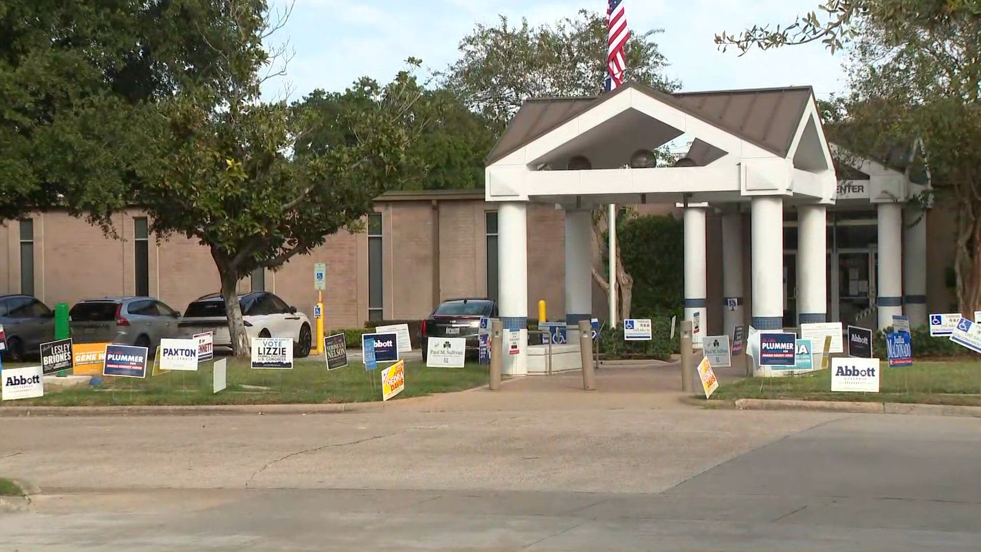 Harris County Democrats raise voter intimidation concerns after federal agents question residents in 9 states