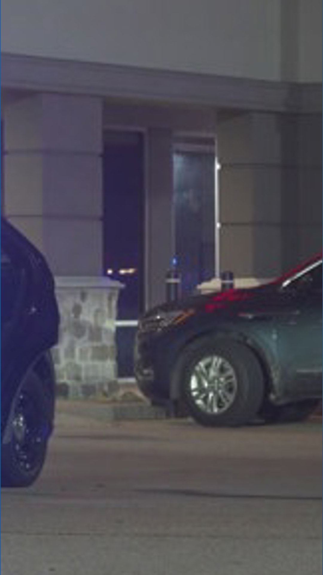 Man found shot in chest in parking lot along Gulf Freeway, Houston ...
