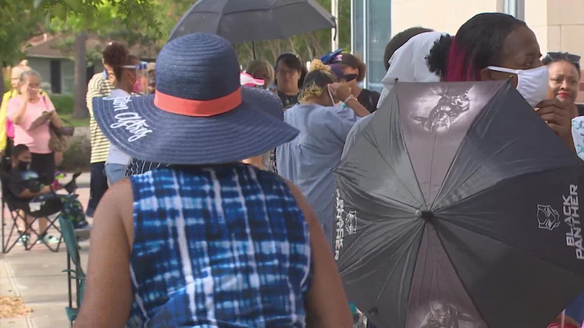 Despite the heat, lines wrapped around the agency’s Aberdeen Campus, giving a glimpse at the great need for utility assistance in the Houston area.