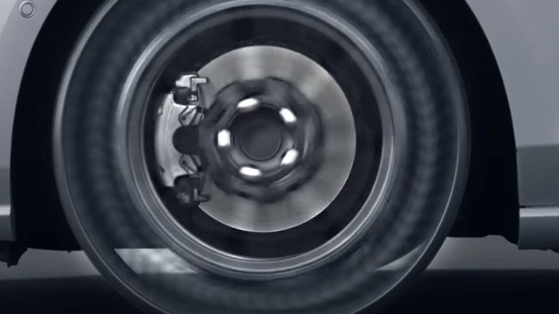 Michelin, GM show off new 'Uptis' airless tires that prevent flats and ...