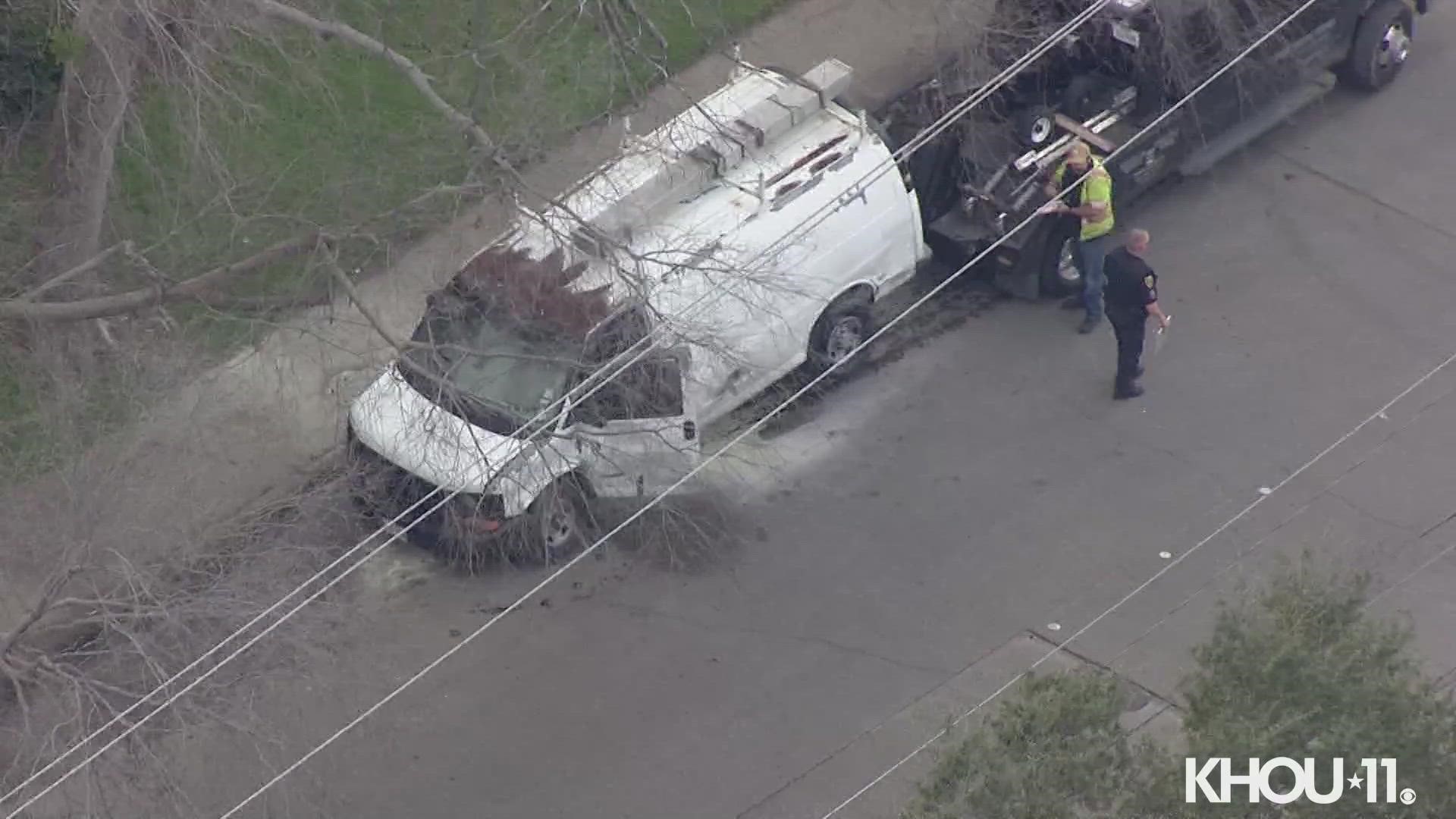 Air 11 video show the scene where a chase came to an end. This video is near Elm at Westward
