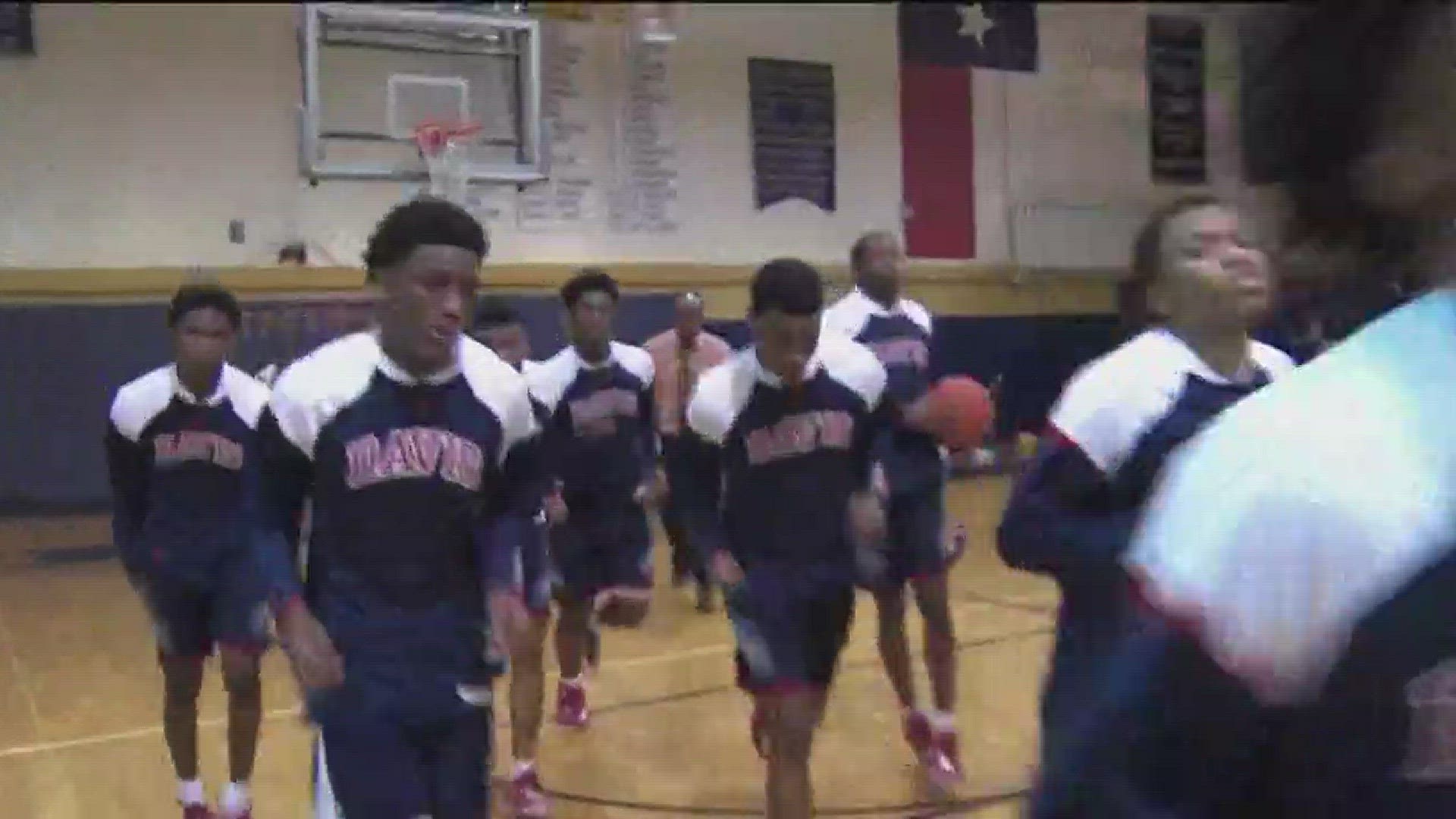 Chevrolet Inside High School Sports highlights Houston-area basketball games including: Cy Creek vs. Cy Falls, Aldine Davis vs. Nimitz and more. Also, the Cy-Fair bobcats celebrate their championship title.