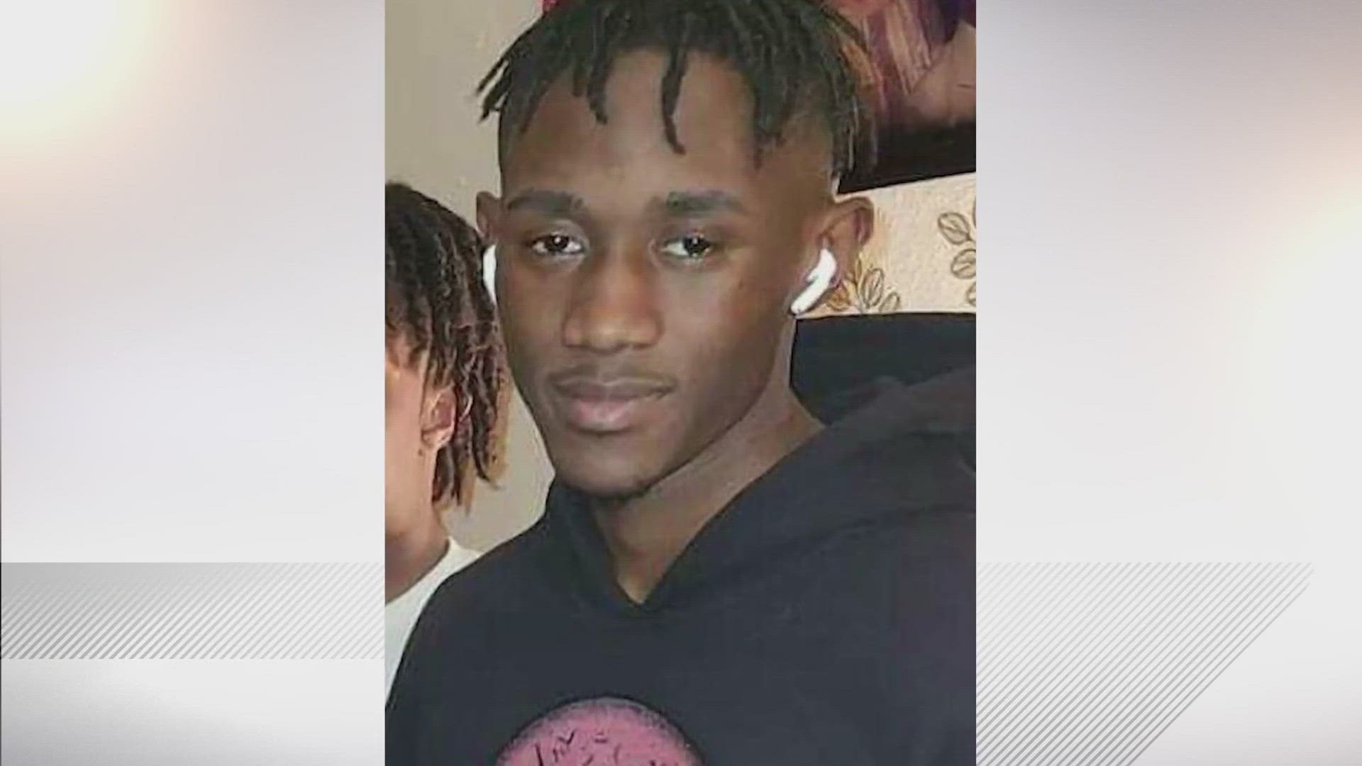 DeAngelo Phillip Jackson, 19, of Navasota, is described as being 6 feet 3 inches tall and was wearing black shorts.