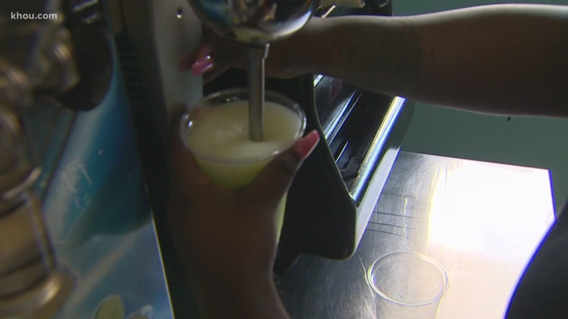 More time to buy alcohol on Sundays? Some Texas lawmakers
