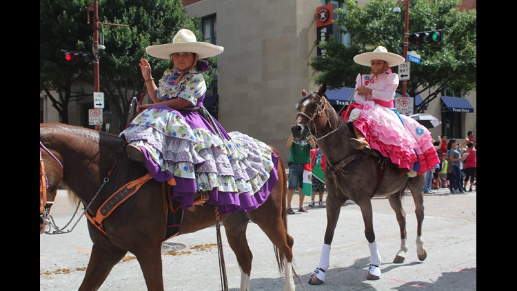 The 48th Annual Fiestas Patrias International Parade | khou.com