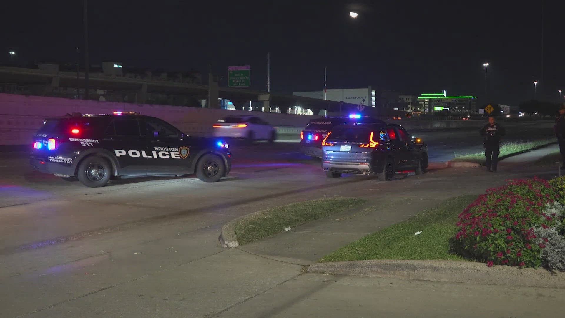 Masked suspect on the run after violent robbery outside Walmart in ...