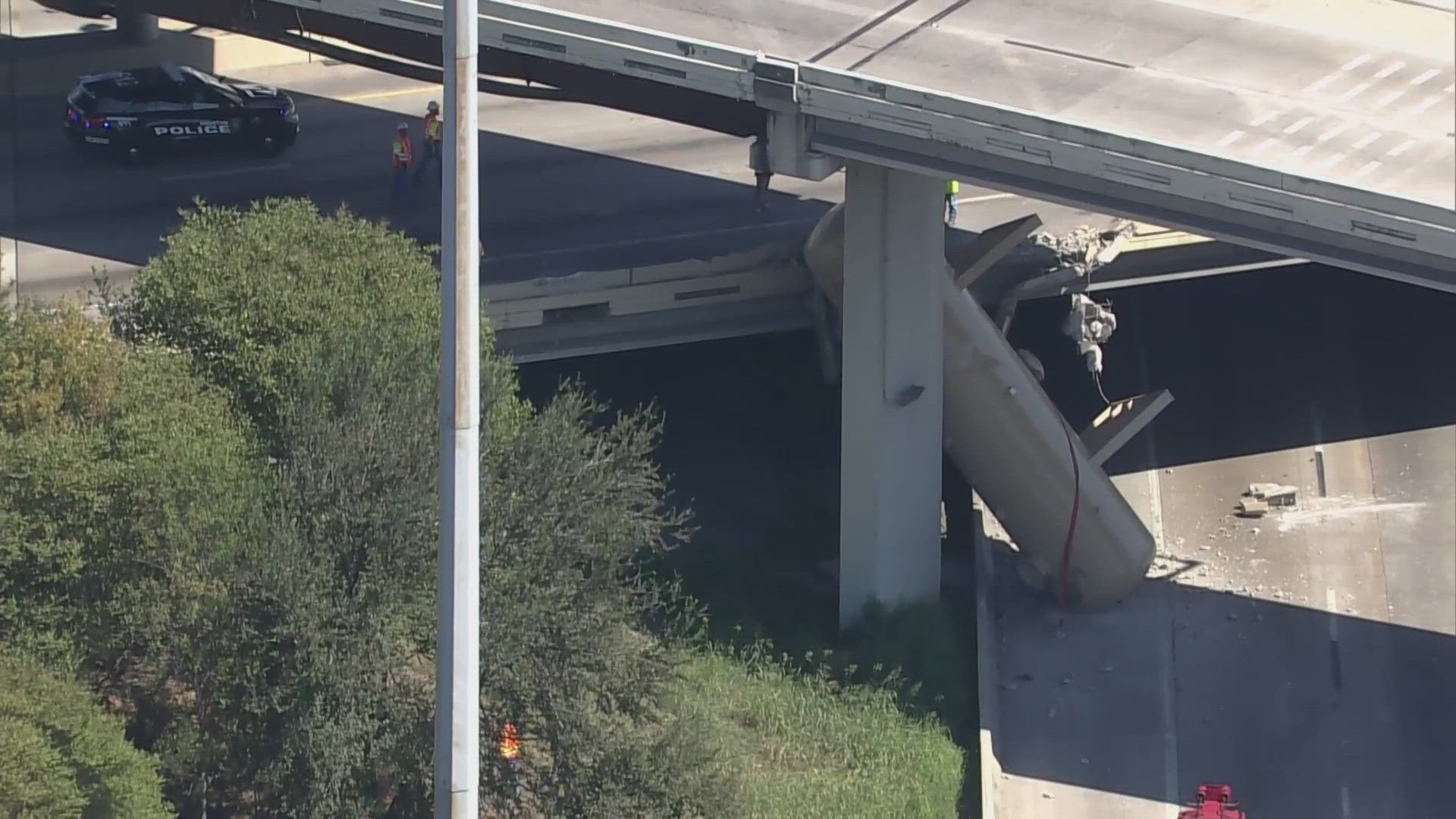 The 610 North Loop is shut down at the Eastex Freeway due to a crash involving a tanker truck Monday morning, according to Houston Transtar.