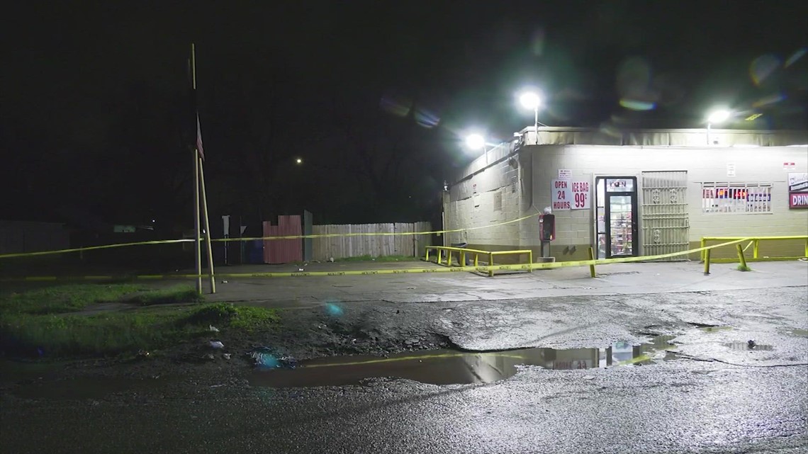 Man shot in neck during carjacking Houston, Texas crime