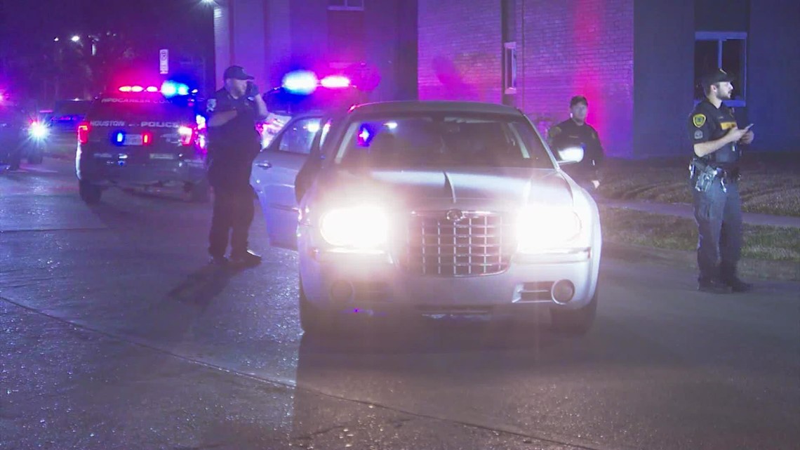 Suspected catalytic converter thieves lead police on 60mile highspeed