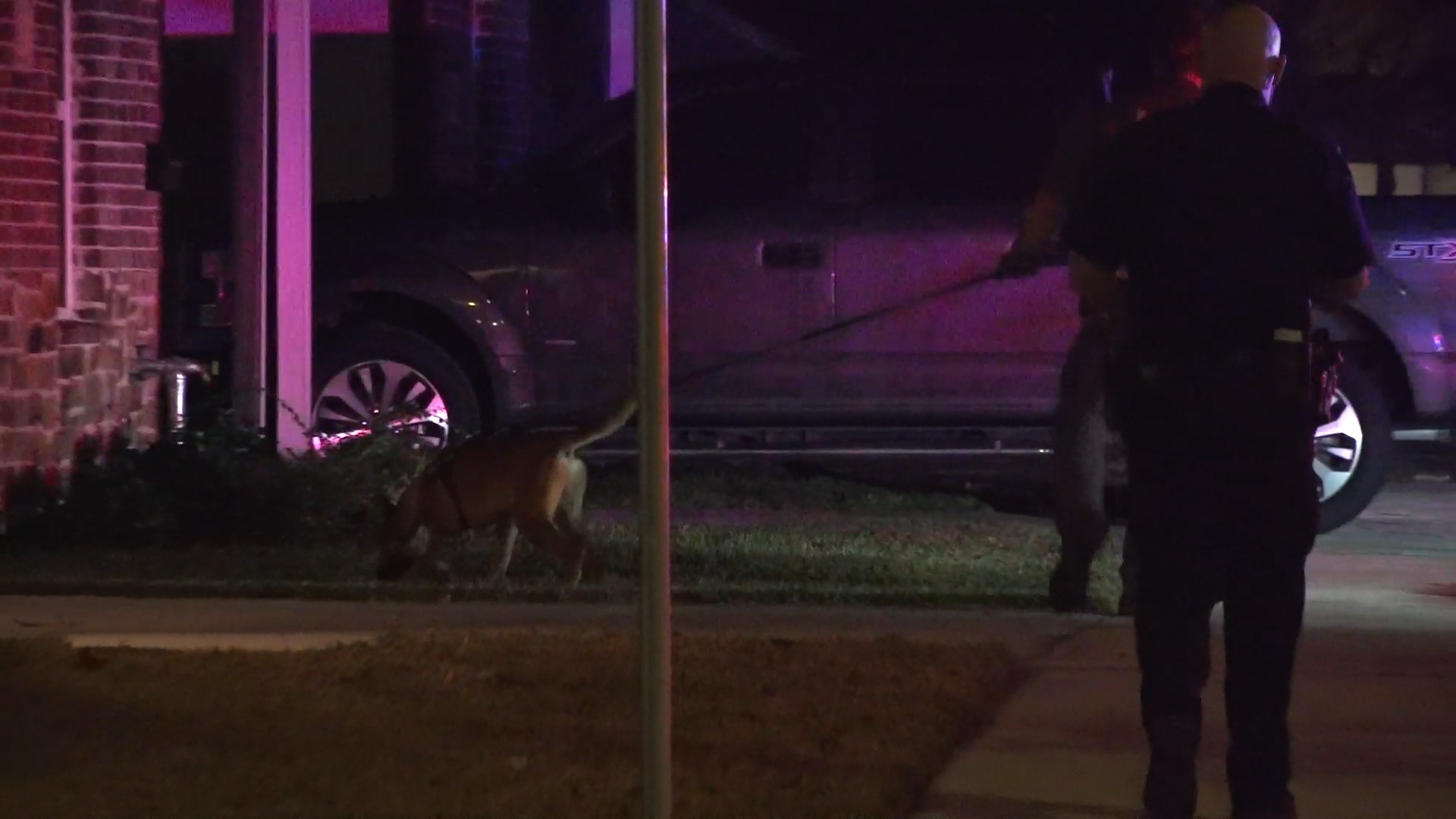 Carjacking suspect leads deputies on chase exceeding 100 mph | khou.com