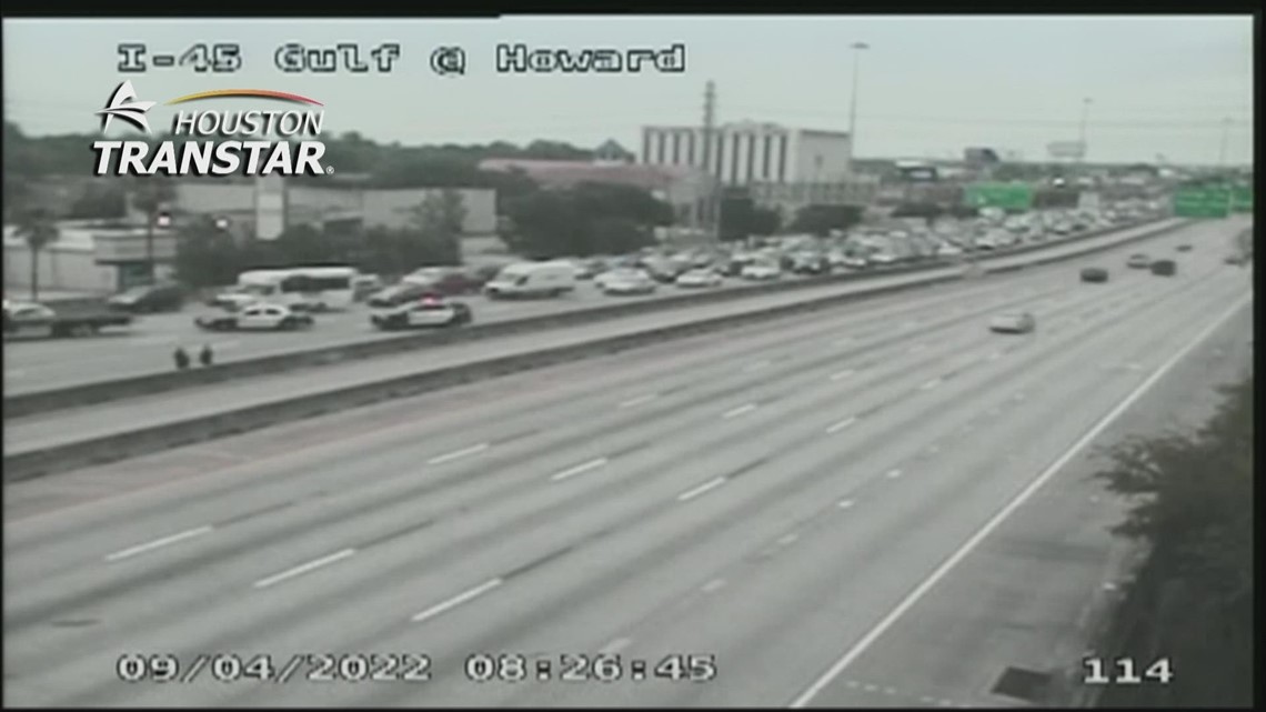 Lalu lintas Houston, Texas: Kecelakaan fatal menutup Gulf Freeway