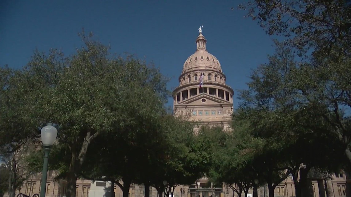 Bill that includes largest teacher pay raise in Texas history presented at State Capitol