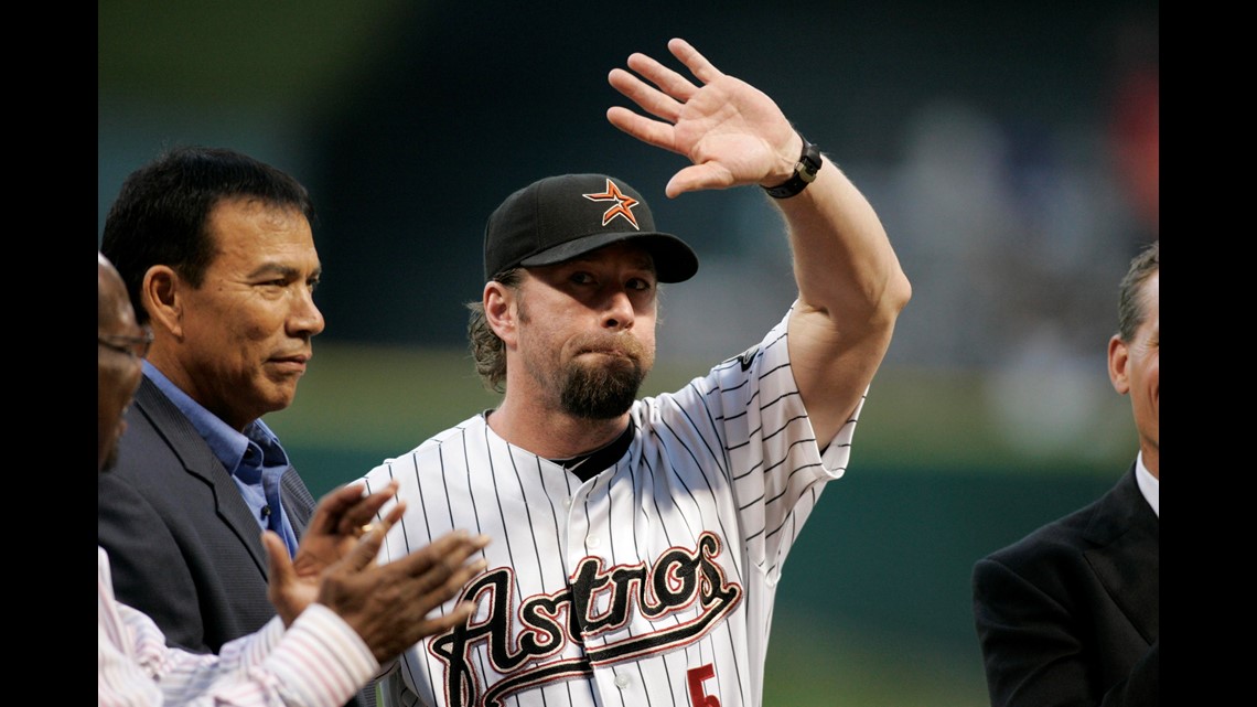 Astros legend Jeff Bagwell elected to Hall of Fame