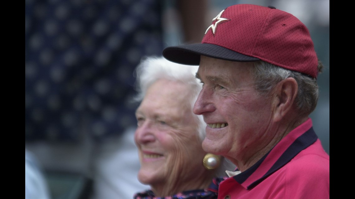 Sweet Tribute to George H.W. and Barbara Bush Gives Astros' Houston Opening  Day a Touching Tone