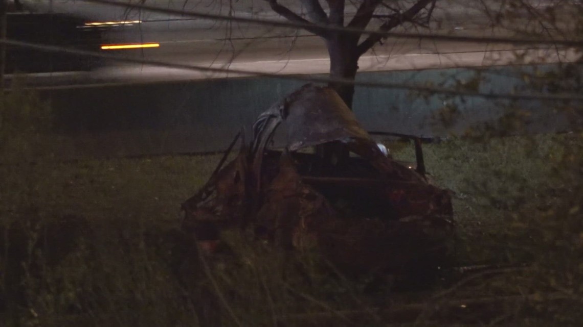 Driver dead after crashing into tree at high speed on North Freeway ...