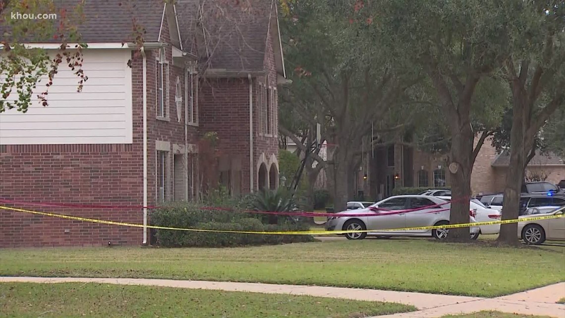 Sugar Land couple found dead 2 adult children injured in Greatwood home