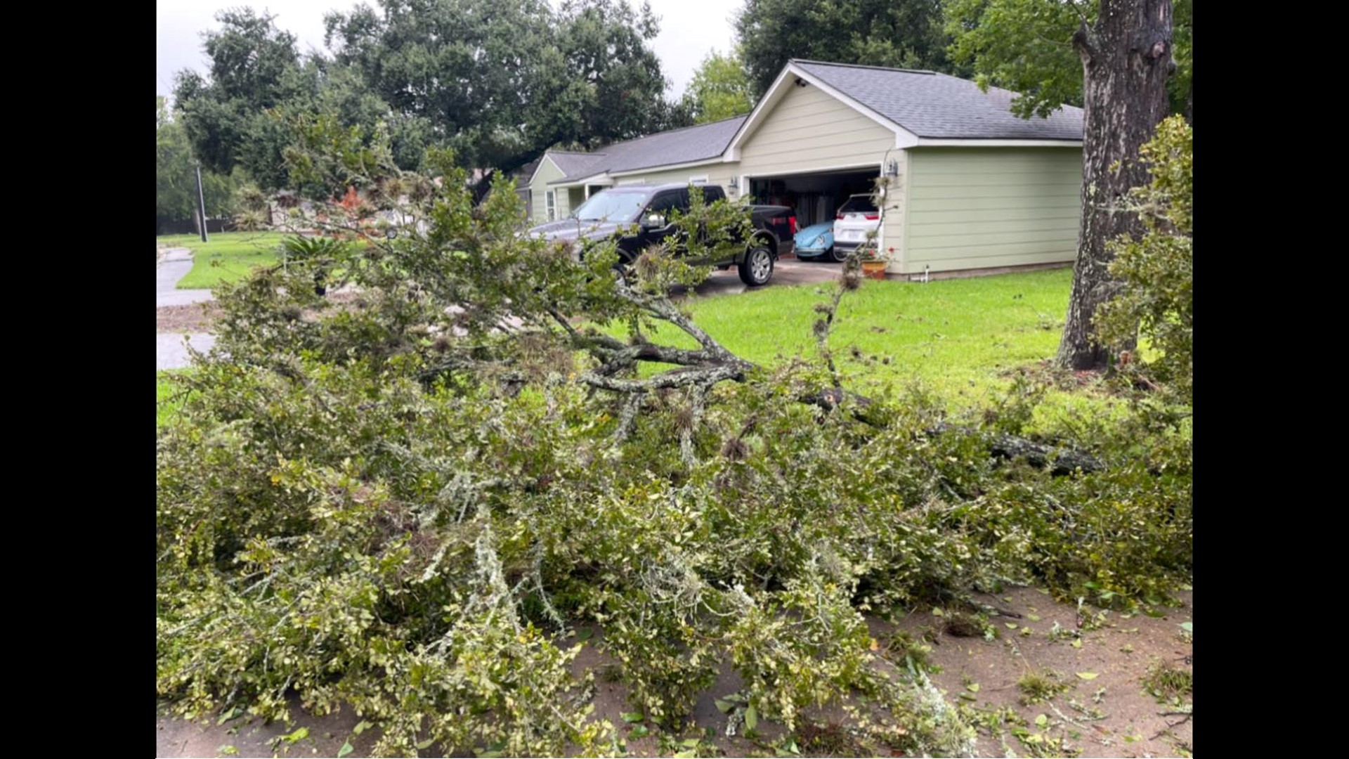 In hard-hit Brazoria County, neighbors connect on social media | khou.com