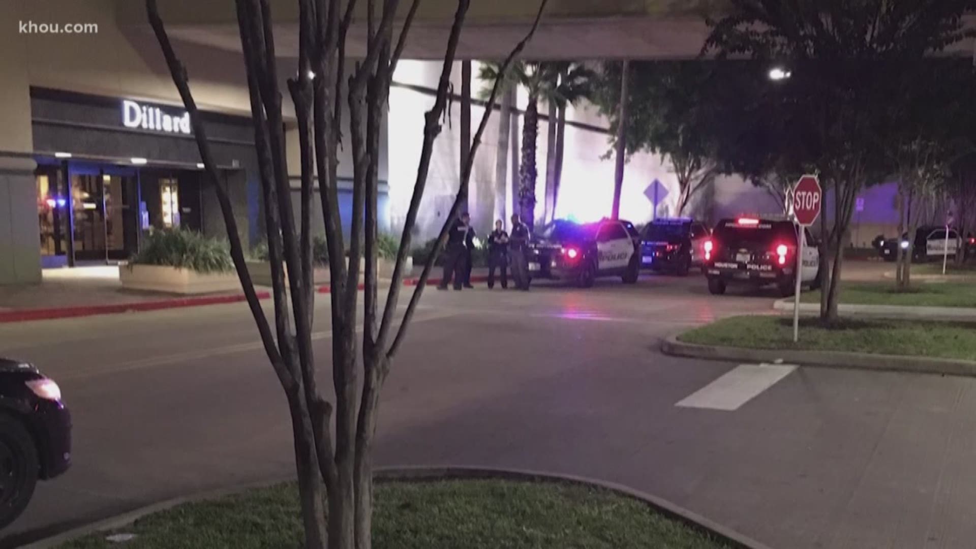 Loud noise from an alleged robbery at Baybrook Mall Thursday night scared shoppers who thought a shooting was happening.