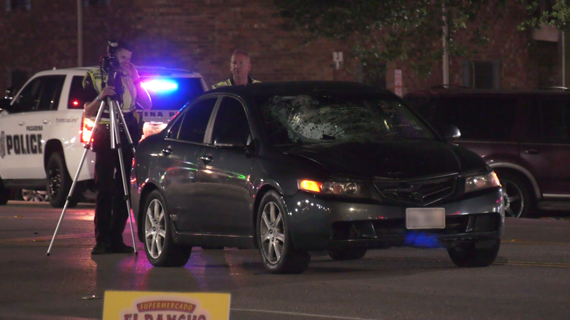 Man fatally struck by vehicle in overnight crash in Pasadena | khou.com