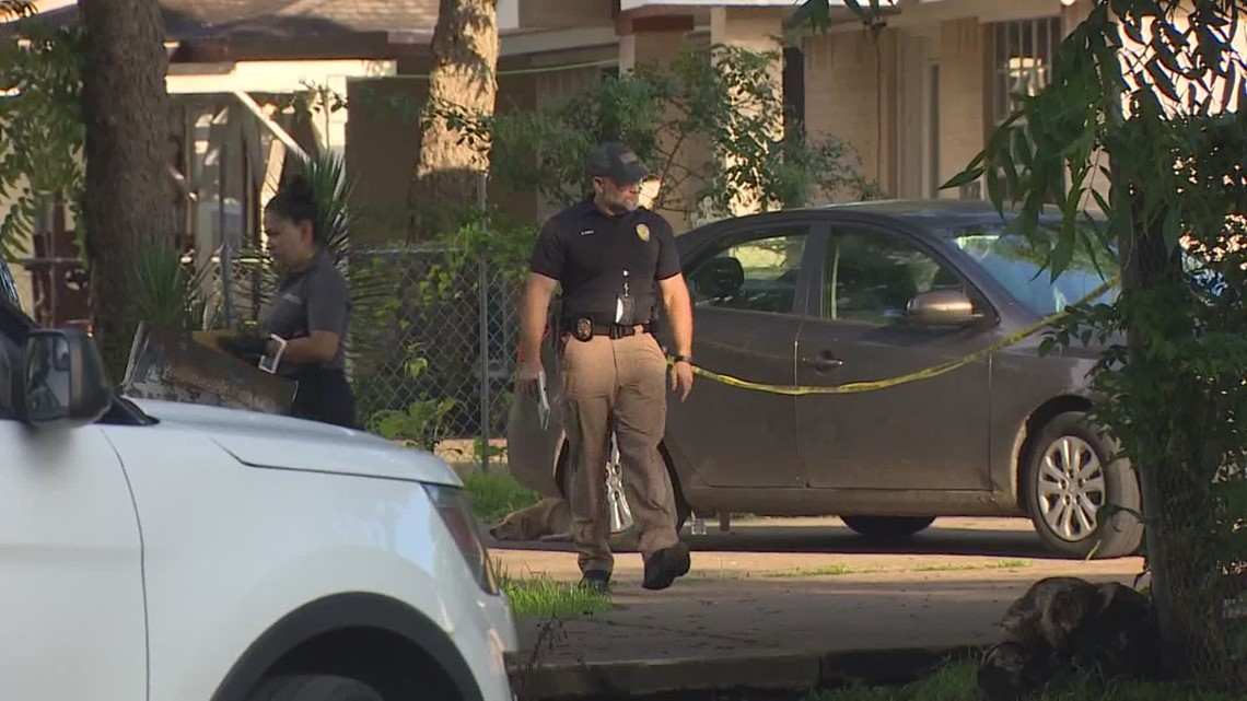 Man shot to death while sitting on front porch in Richmond, police say ...