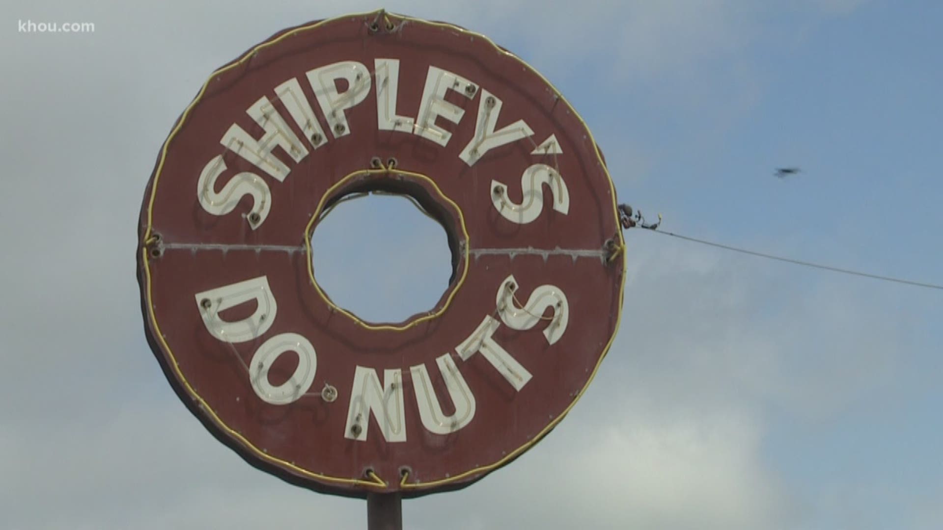 A viewer wanted us to verify if an old Shipley's Do-nuts on Ella and 34th is part of the Shipley Do-nuts brand. The extra "S" at the end is confusing her. We spoke to the store's owner who helped us solve this mystery.