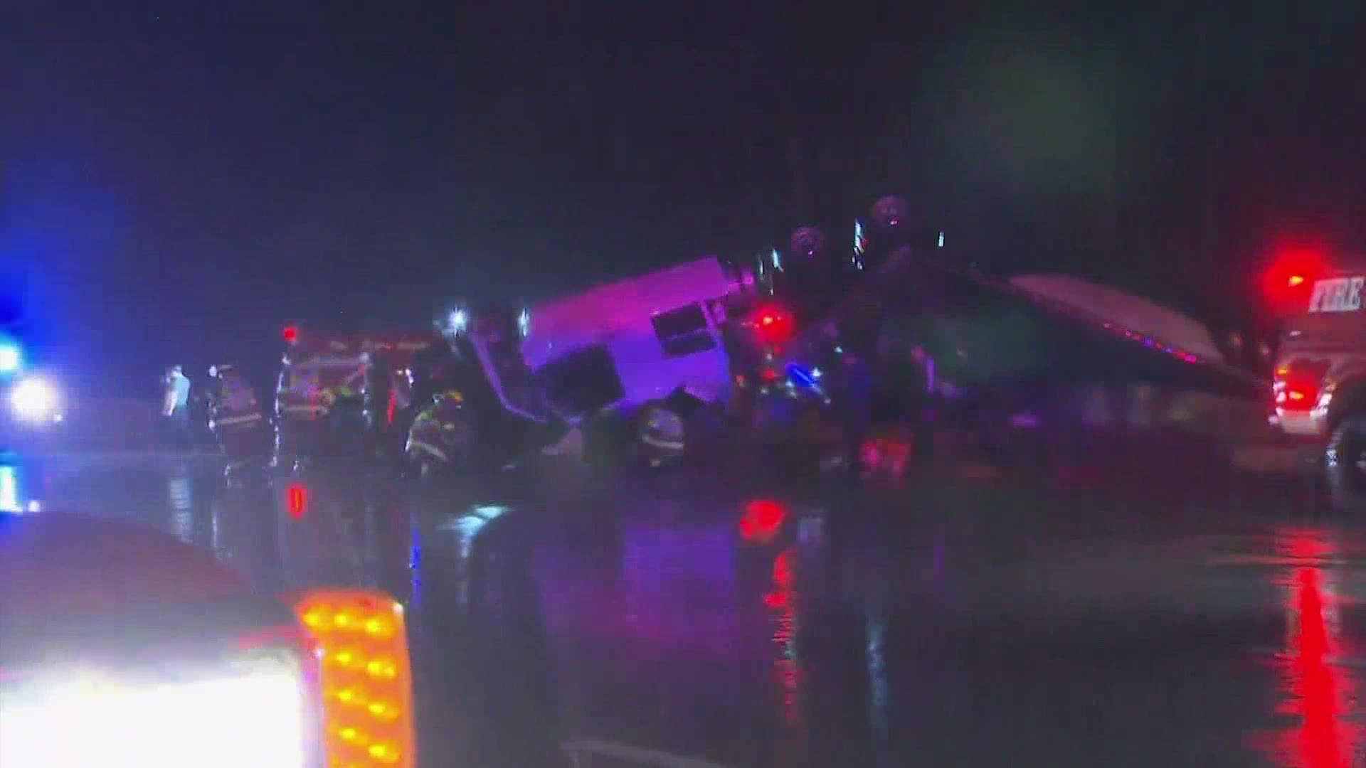 KHOU11's Brandi Smith reports on the overnight damage along I-35 in North Texas.