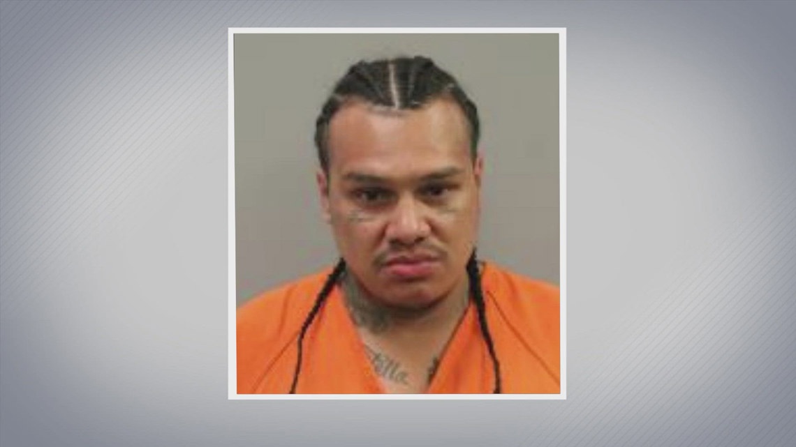 Houston man accused of breaking into woman's apartment, threatening to kill and eat her