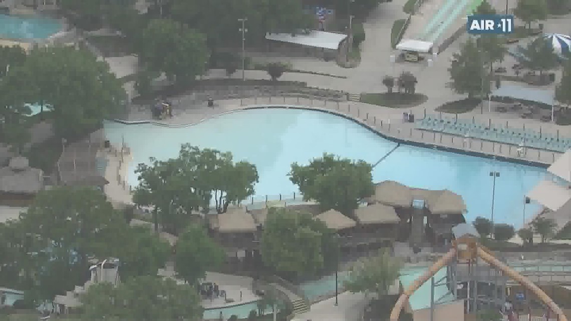 2 weeks after a chemical leak, Splashtown still selling tickets online