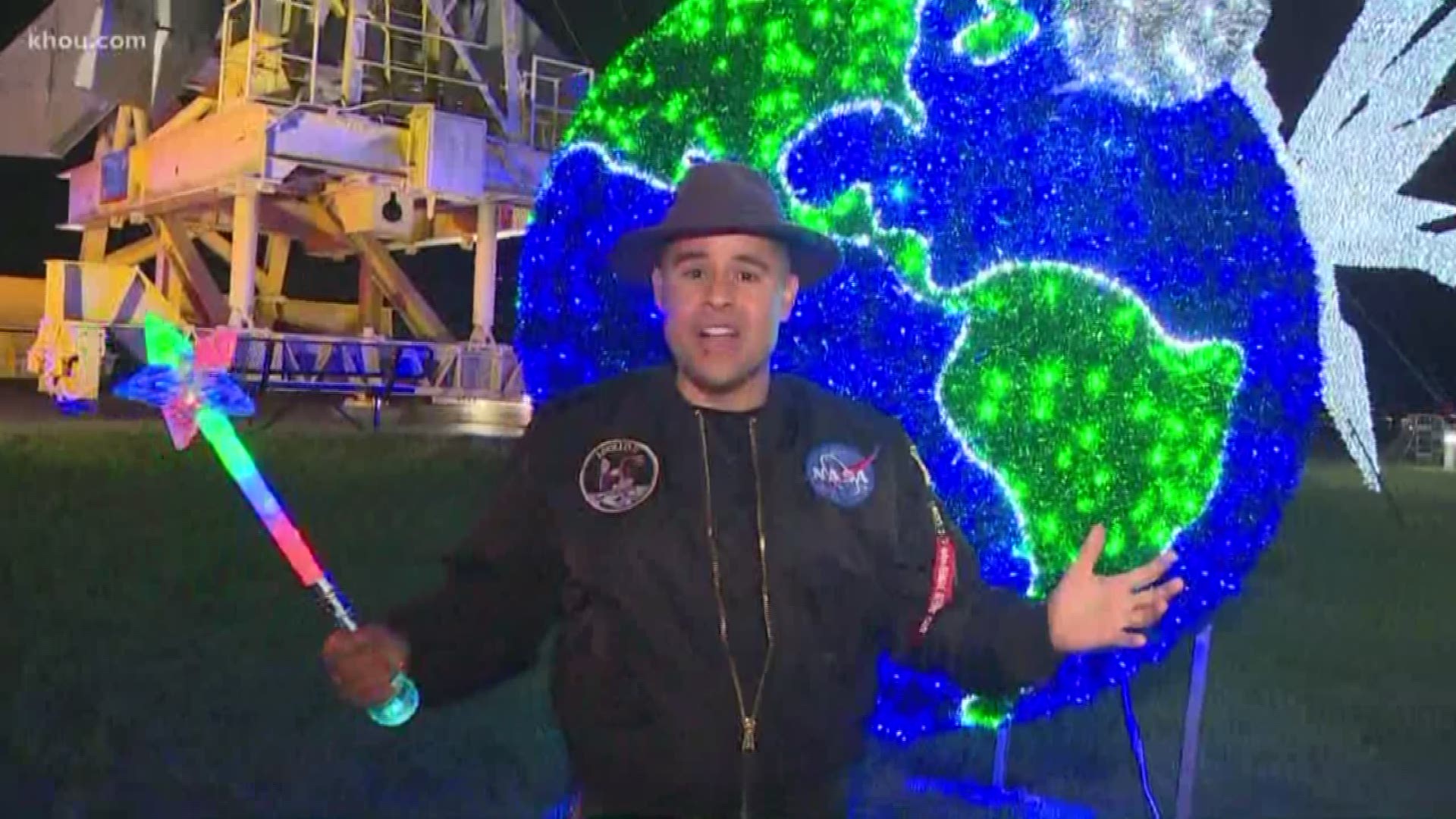 Let the holiday festivities begin! Space Center Houston has an "out of this world" holiday display. Galaxy Lights opens later this month. Ruben Galvan has a preview.