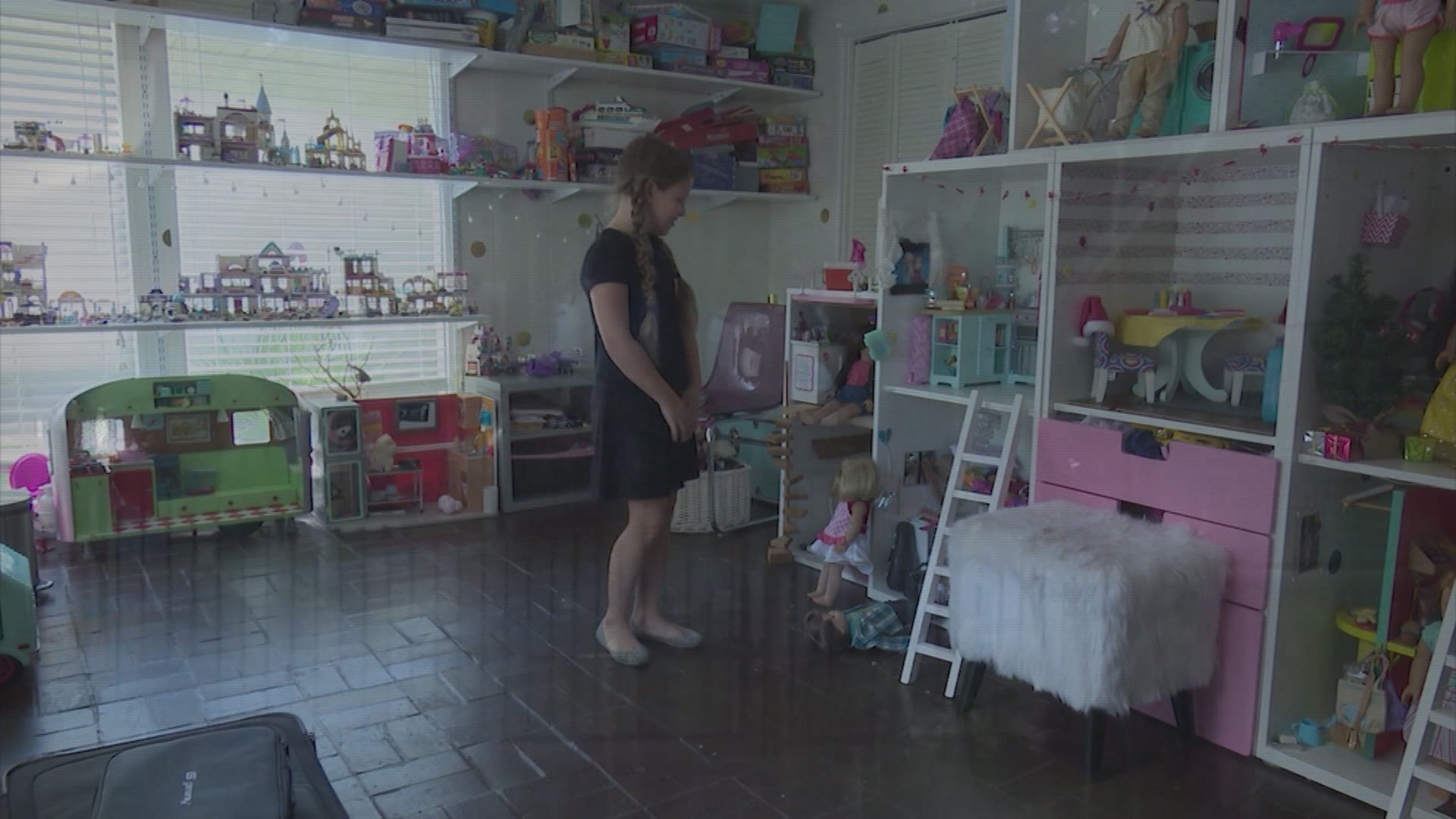 A Houston girl who helped young kids during Hurricane Harvey is now gearing up to help kids whose parents are on the front lines of the coronavirus pandemic.