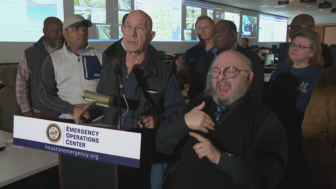 Houston city officials warn of freezing temperatures, icy roads - Vimarsana News