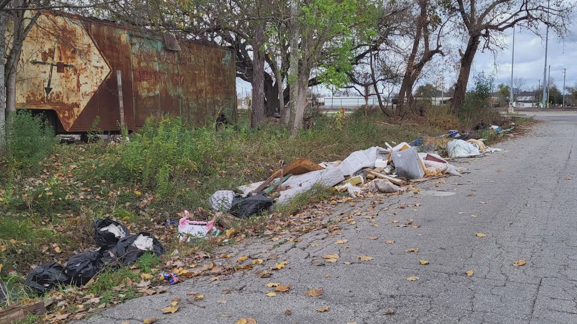 Mayor Whitmire backs citizen patrols to fight illegal dumping in NE ...