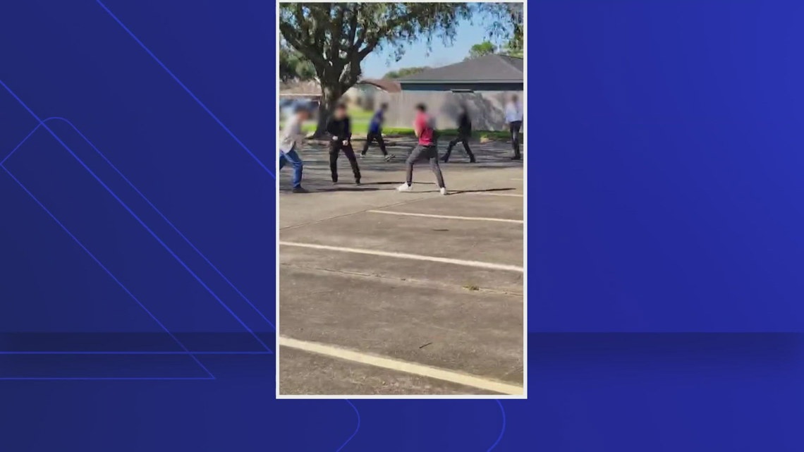 2 students shot during fight near Pasadena Memorial High School, police ...