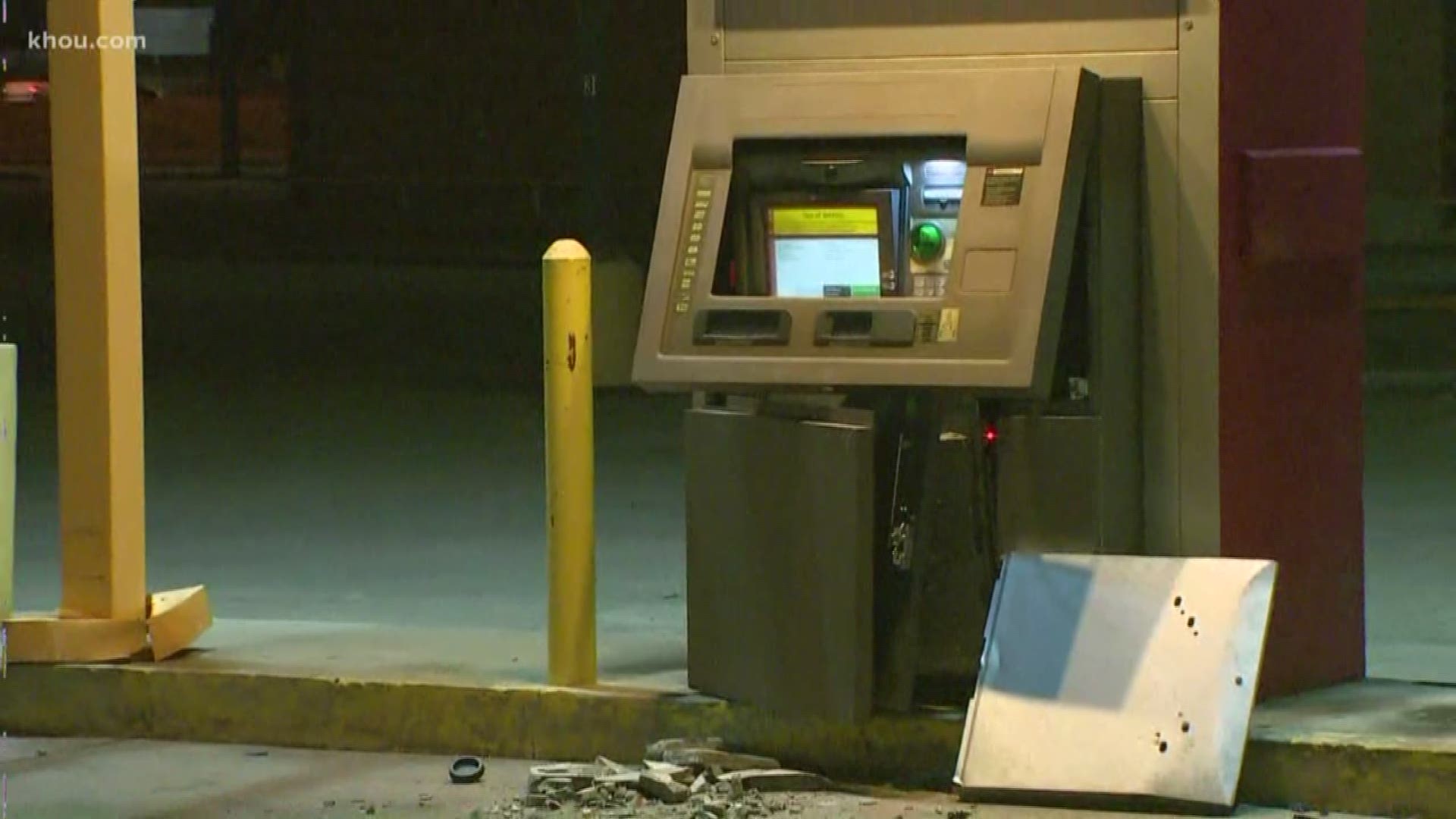 Thieves smashed up a Wells Fargo ATM trying to steal it overnight. It appears those thieves tried to use a stolen U-Haul truck to break into the ATM.