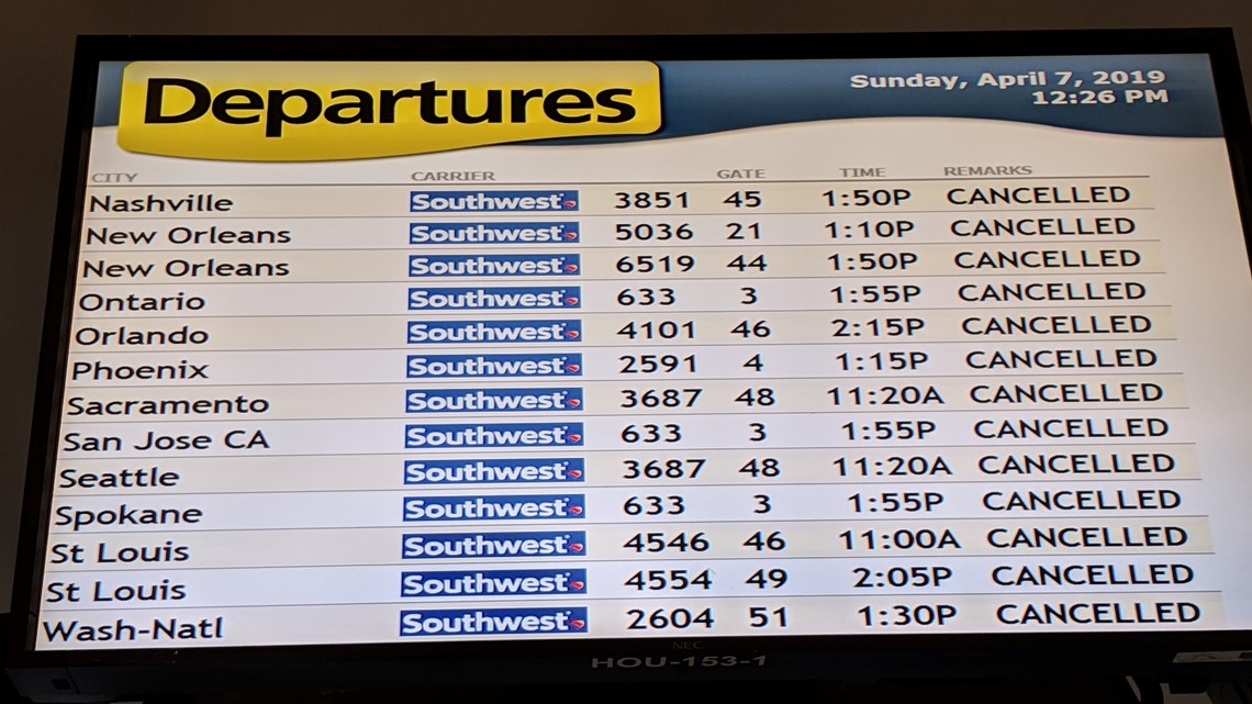 Several flights cancelled delayed at Houston airports due to