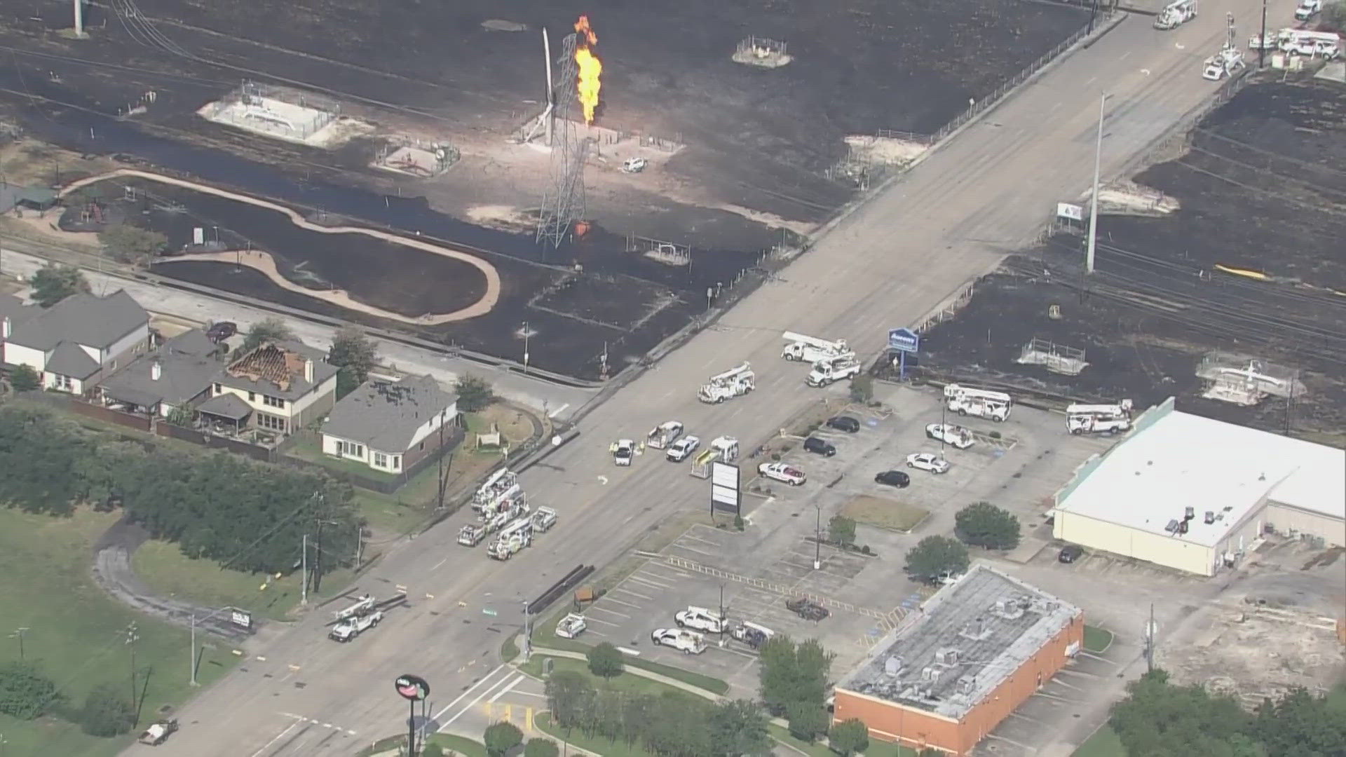 Deer Park pipeline fire continues to burn a day after explosion | khou.com