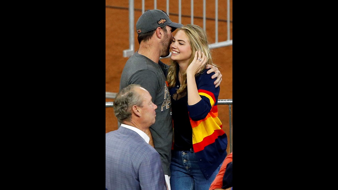 Kate Upton hugs boyfriend Justin Verlander as Astros win