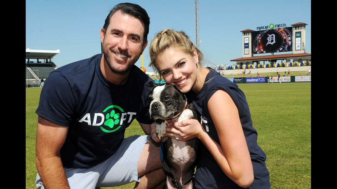 HOUSTON, TX - SEPTEMBER 22: Kate Upton holding her baby daughter