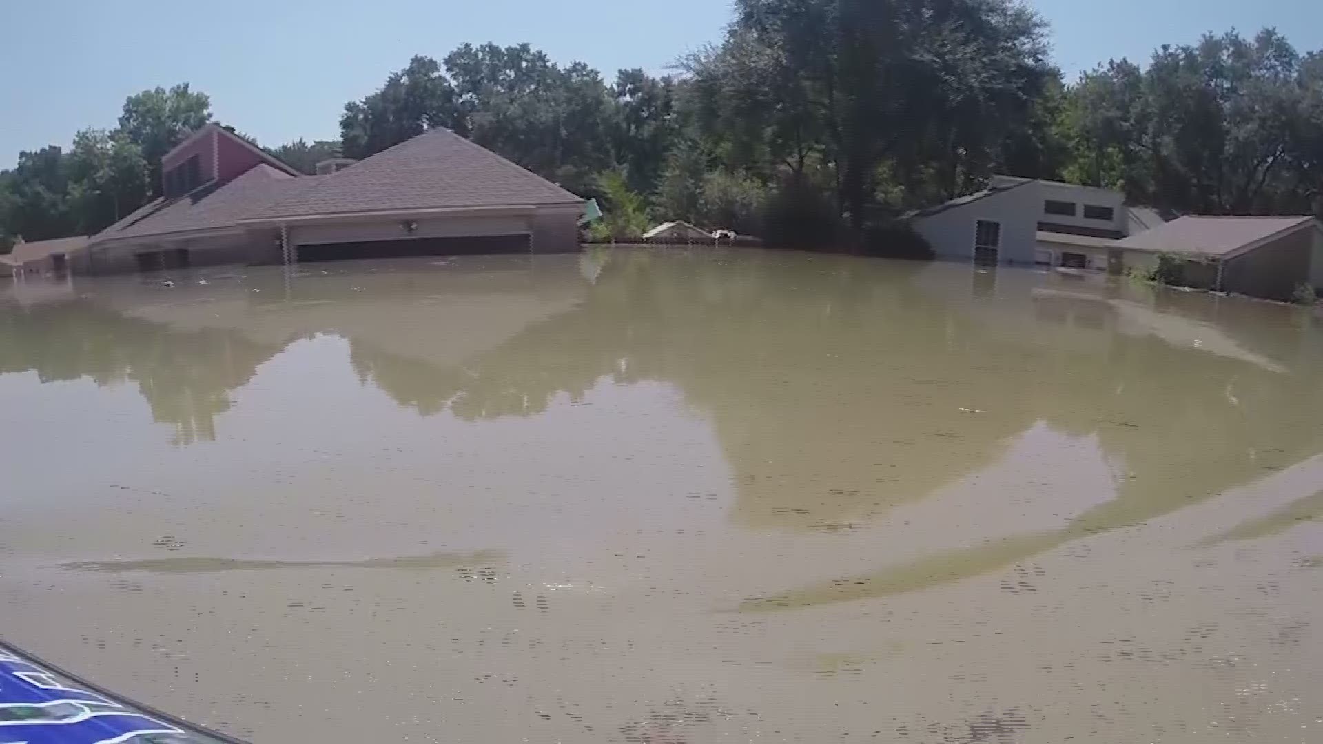 9/2017 ' Raw GoPro video shows the cleanup and debris removal in a Galena Park neighborhood.