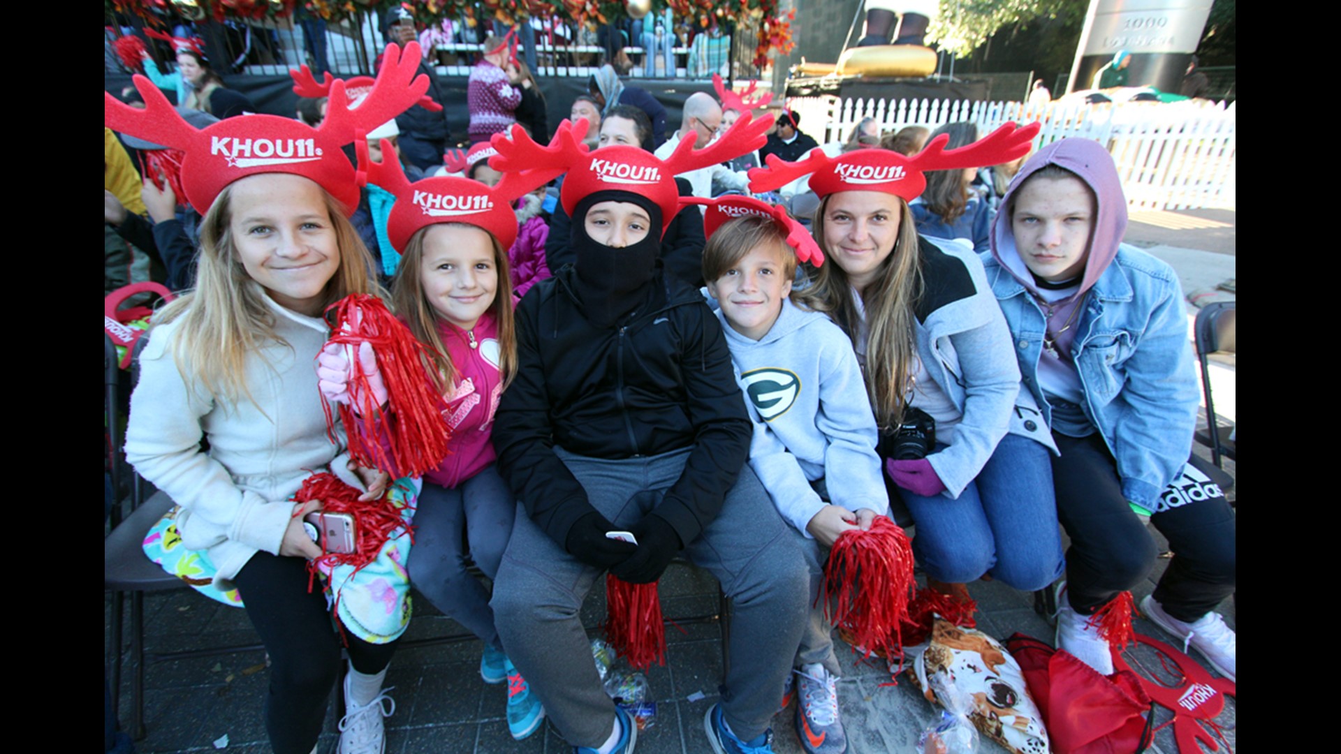 PHOTOS & VIDEO: H-E-B Thanksgiving Day Parade | Khou.com