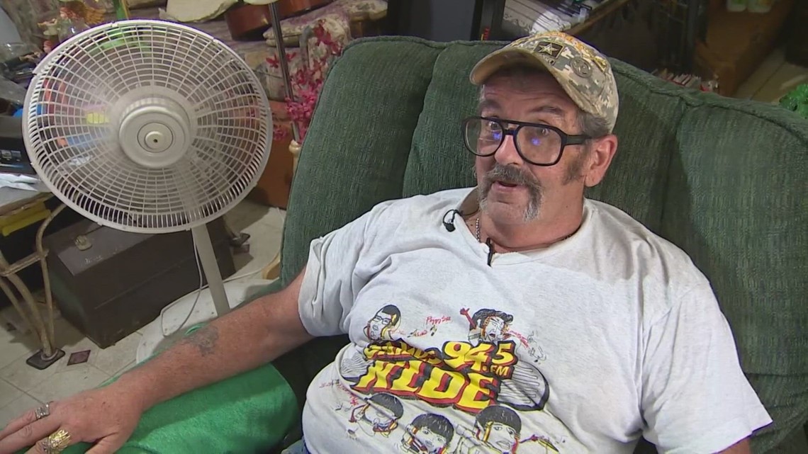 Texans Step Up To Help Humble Veteran Get Brand New Ac Unit After Khou 11 Report 9111