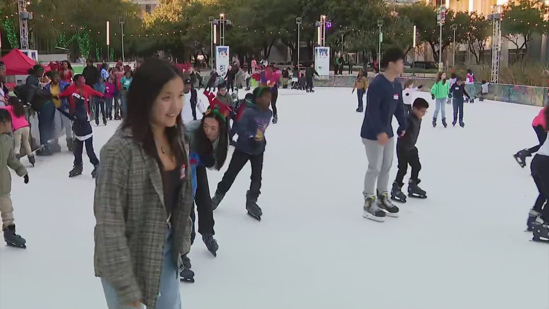 Free iceskating party in downtown Houston