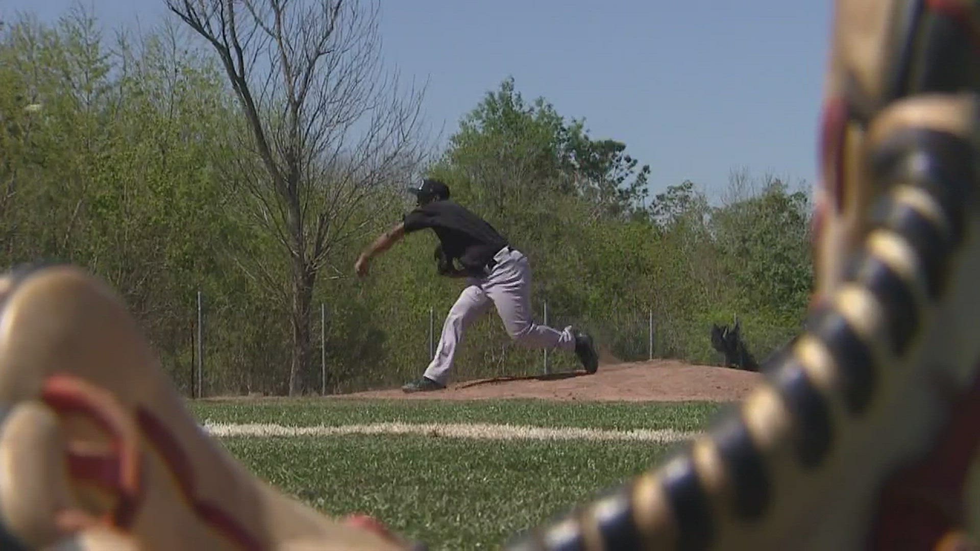 A veteran pitcher from Houston is pitching in the Pecos Spring League.
