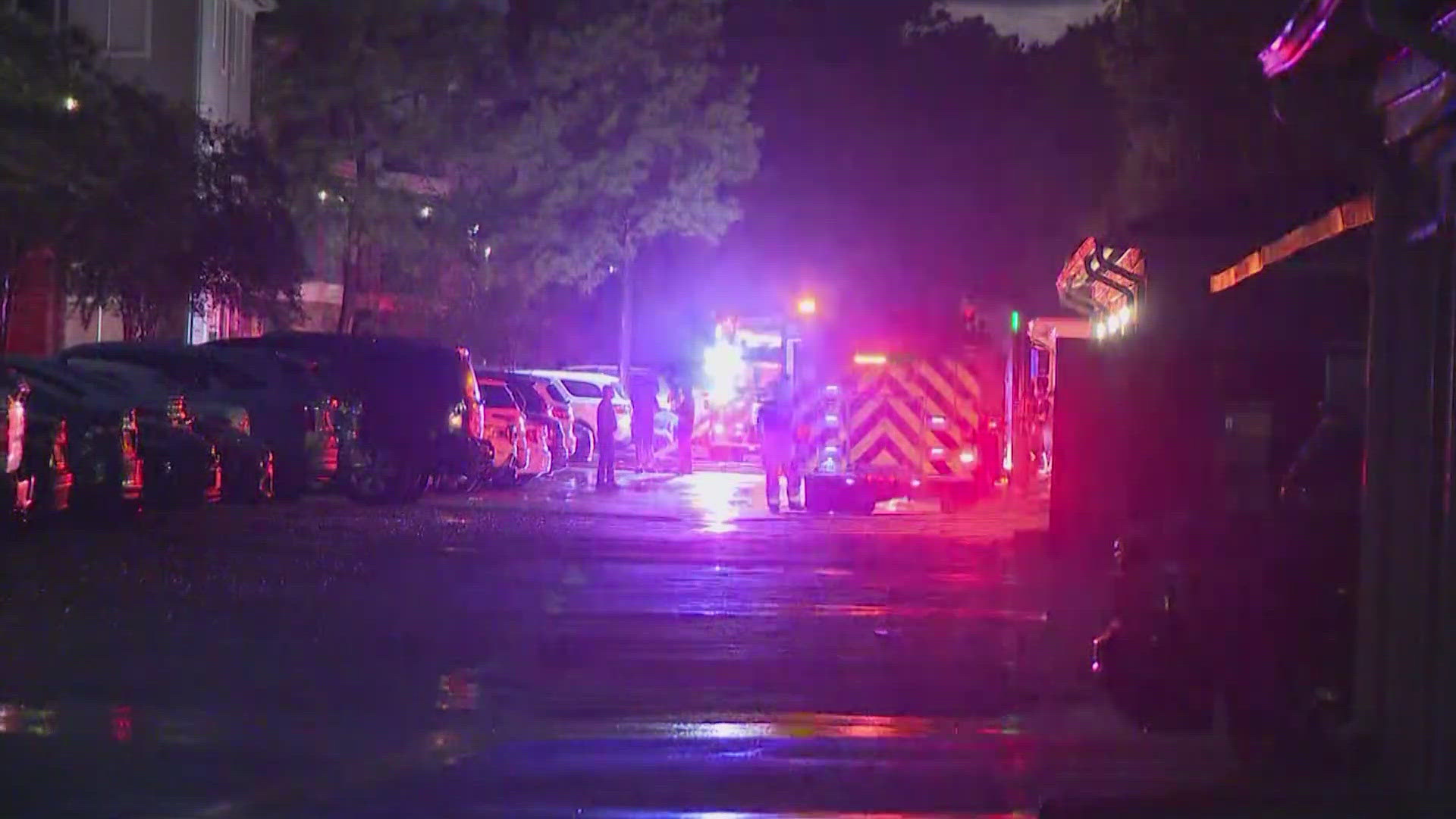 Suspected lightning strike sparks apartment fire in Atascocita ...