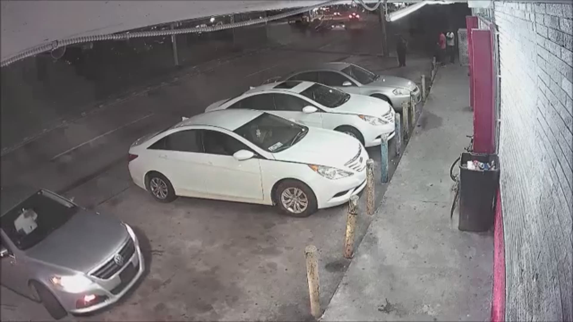 Viewer discretion advised. Houston police have released surveillance video and photos of three suspects wanted in the fatal shooting of a man at 3014 Scott Street about 12:10 a.m. on September 2