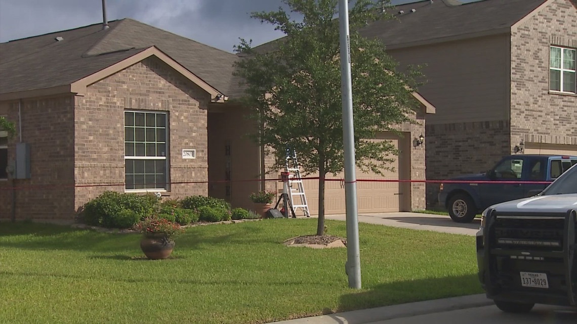 Suspect wanted after woman found stabbed to death in northwest Harris ...