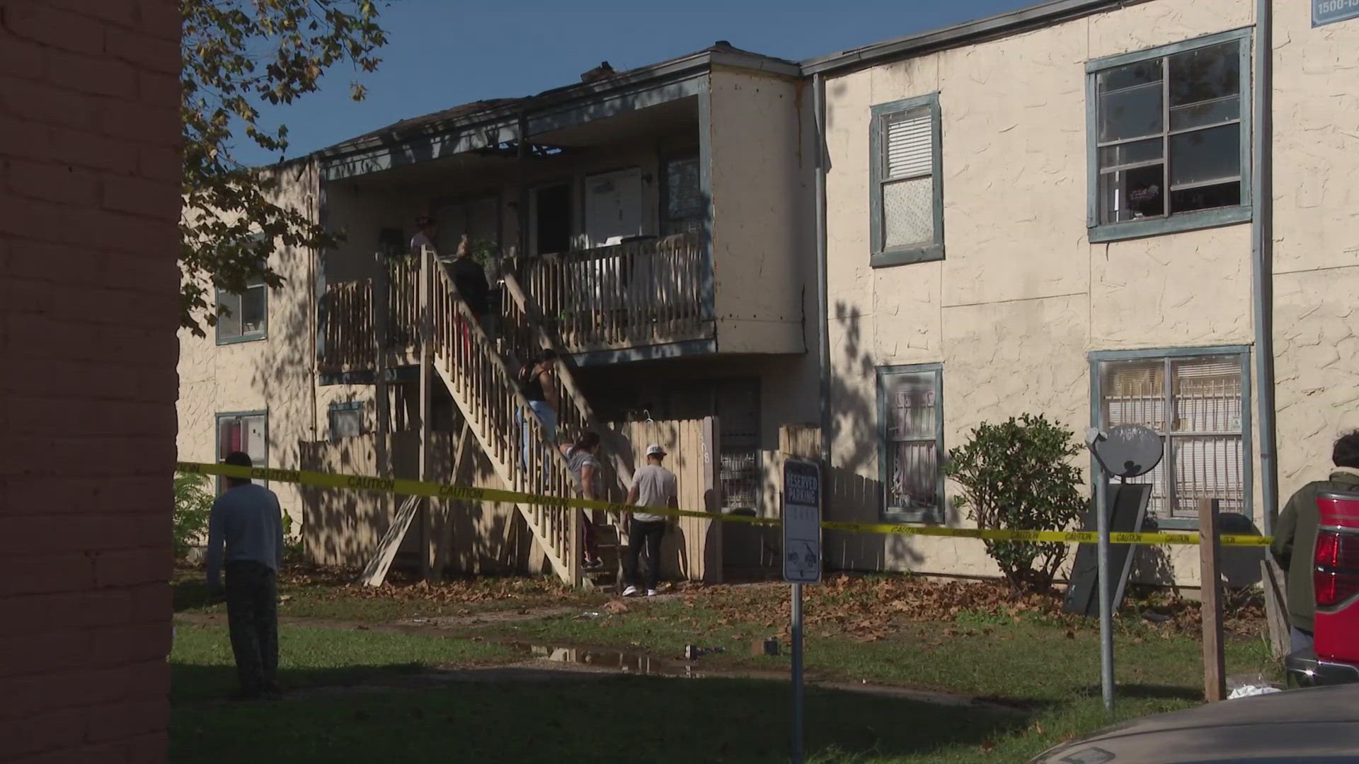 Early morning apartment fire displaces dozens on New Year's Day ...