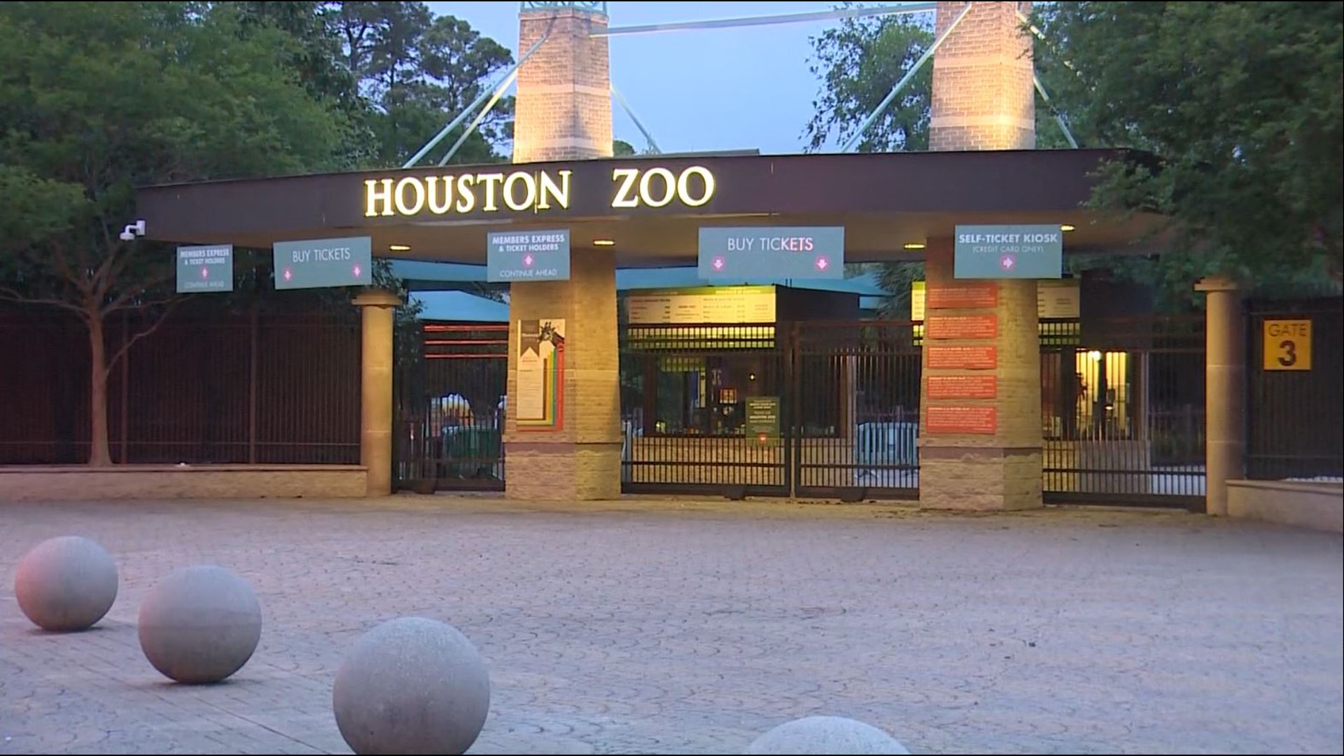 Houston Zoo hosting 'Brew at the Zoo' event