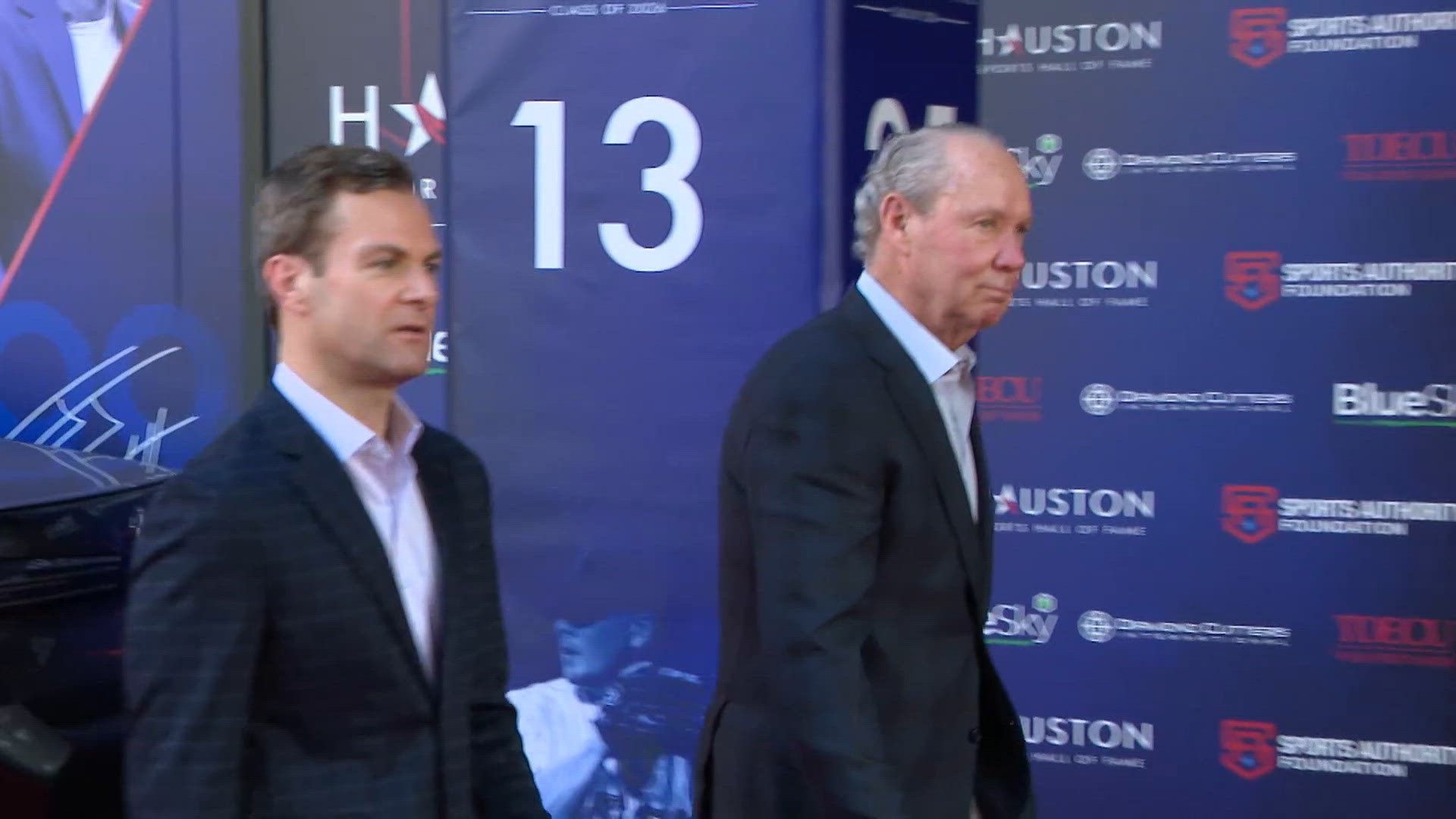 Rangers shade Astros in silly commercial | khou.com