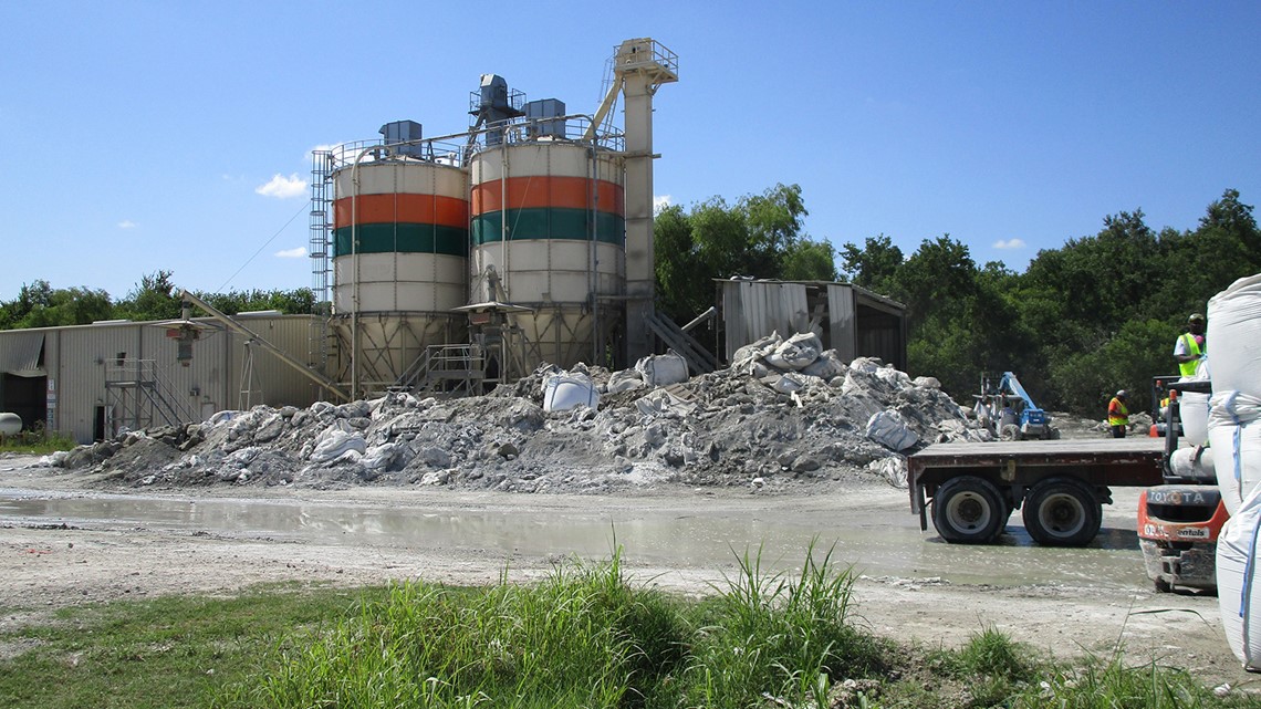 Cement company being sued for spreading dust, dumping waste | khou.com
